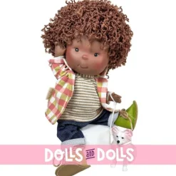 Poupée Nines d'Onil 30 cm - Pippo ARTICULÉE avec une tenue décontractée et une mascotte