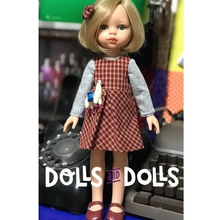 Patron téléchargeable Dolls And Dolls pour poupées Las Amigas - Robe à carreaux avec chemisier