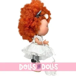 Poupée Nines d'Onil 30 cm - Mia avec cheveux roux, robe blanche et mascotte