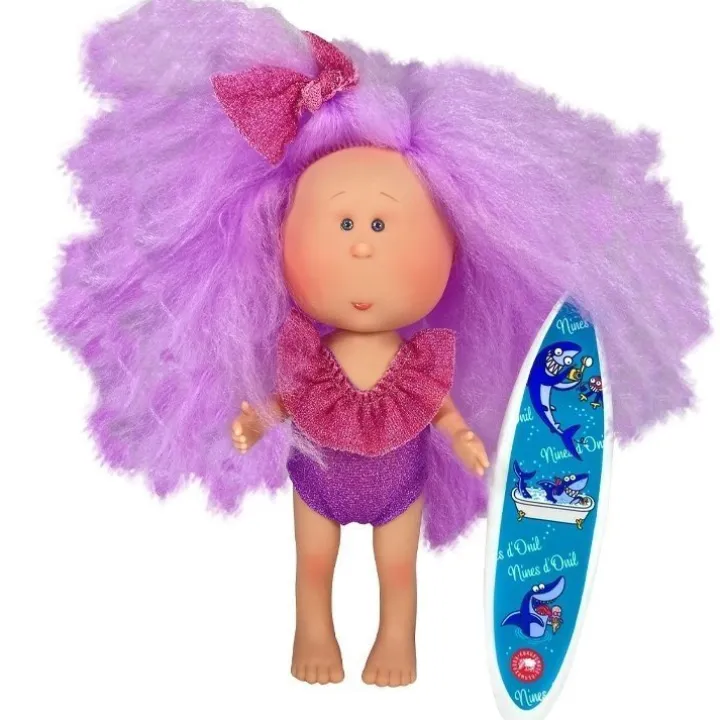 Poupée Nines d'Onil 30 cm - Mia summer avec des cheveux violets et un maillot de bain