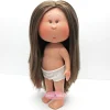 Poupée Nines d'Onil 30 cm - Mia aux cheveux bruns et raides - Sans vêtements