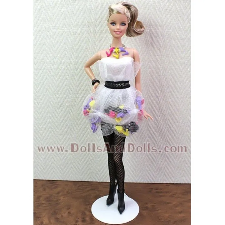 Support de poupée en métal 2201 en blanc pour type Barbie