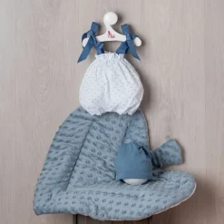 Tenue pour poupée Así 43 cm - Grenouillère Plumeti et coussin en forme de feuille pour poupée Pablo