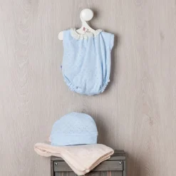 Tenue pour poupée Así 43 cm - Body et bonnet en tricot bleu avec couverture beige pour poupée Pablo