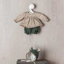 Tenue pour poupée Así 40 cm - Petit bonnet à oreilles avec fleurs vertes ensemble de robe pour poupée Sabrina